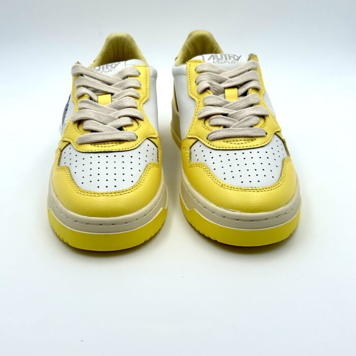スニーカー AUTRY Women Sneakers WWLWUT03 Yellow Autry Reelwind Low Sneakers In Yellow Nylon And Suede