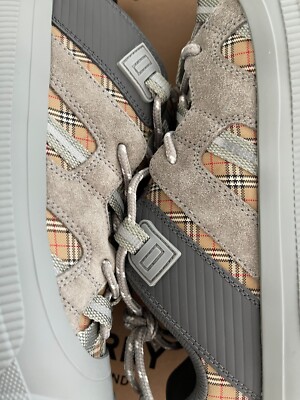 Burberry 8043864 Men display picture 1
