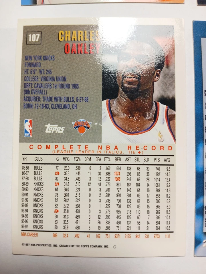 Lote de 9 tarjetas de baloncesto New York Knicks años 90 Skybox Z, Fleer, etc. Foto 2 de 4