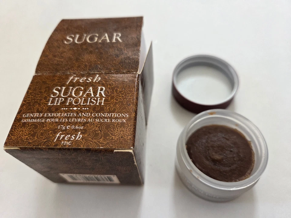 Nuevo en caja Esmalte Labial Fresh Sugar 17g/0.6oz, Caja Dañada, Stock Antiguo Foto 2 de 4