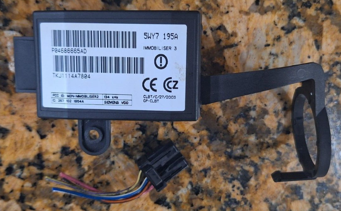user_5ae28ba5ページ P04686665AD ✓Jeep / Chrysler /Dodge IMMOBILIZER TRANSCEIVER ANTI