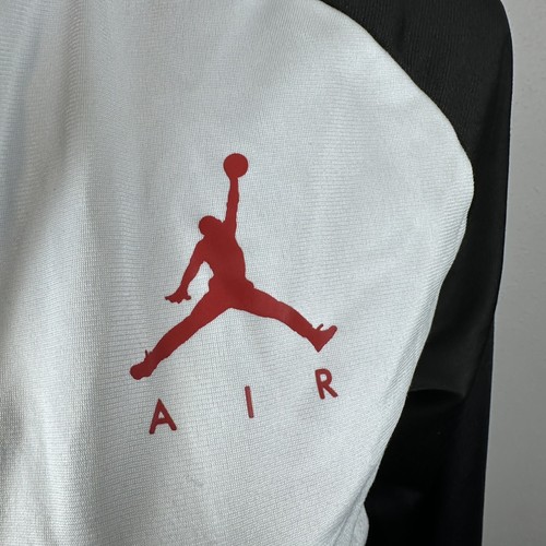 Nike Jordan Youth XL Full-Zip Track Jacket – Black & Red, Basketball Track Style - Picture 2 of 12