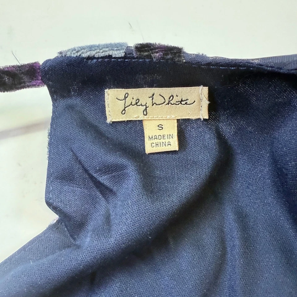 Blusa Top Blusa LILY WHITE Manga Volantes Gasa Terciopelo Floral Negra Talla Pequeña Foto 4 de 4