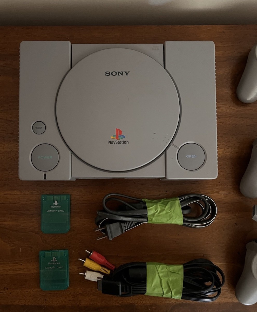 Sony PlayStation 1 PS1 Gray Console Bundle Great Condition OEM