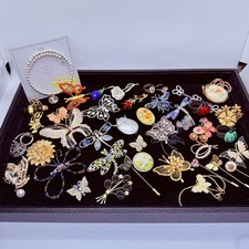VTG. LOT OF 42 MONET, TRIFARI, JUFREX LADYBUGS, BUTTERFLIES, DRAGONFLIES JEWELRY