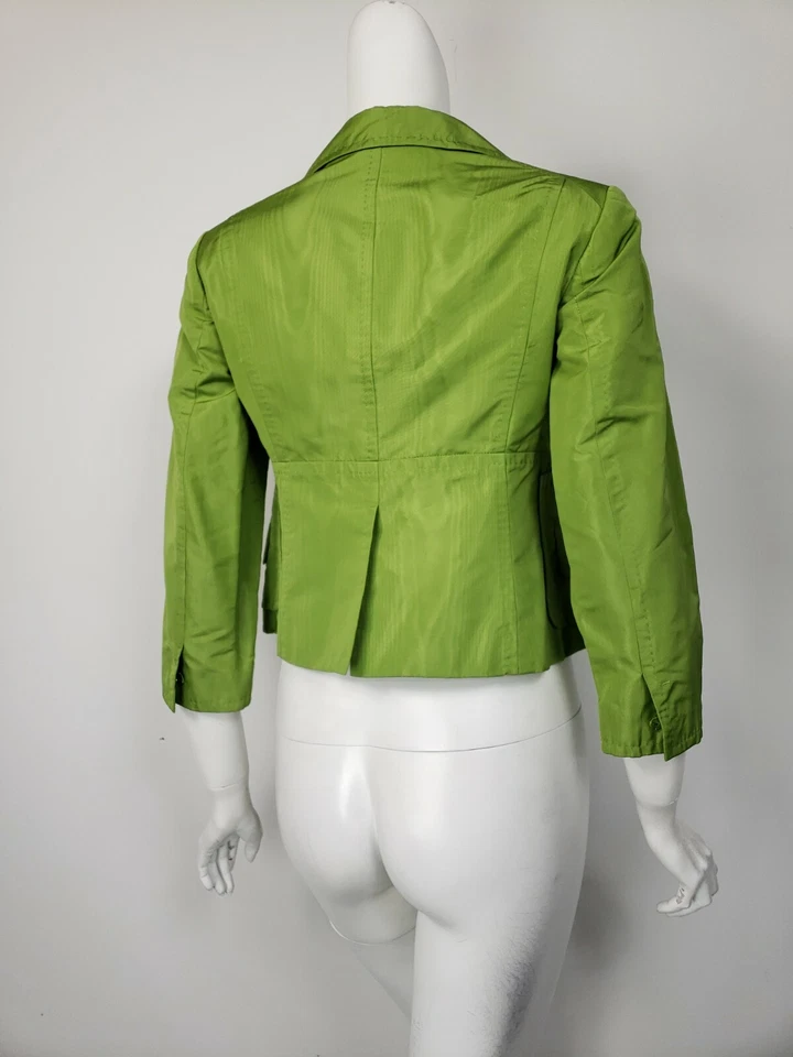 Chaqueta corta PER SE verde mezcla seda faille frente a presión Reino Unido 2 EE. UU. 0 Foto 3 de 3
