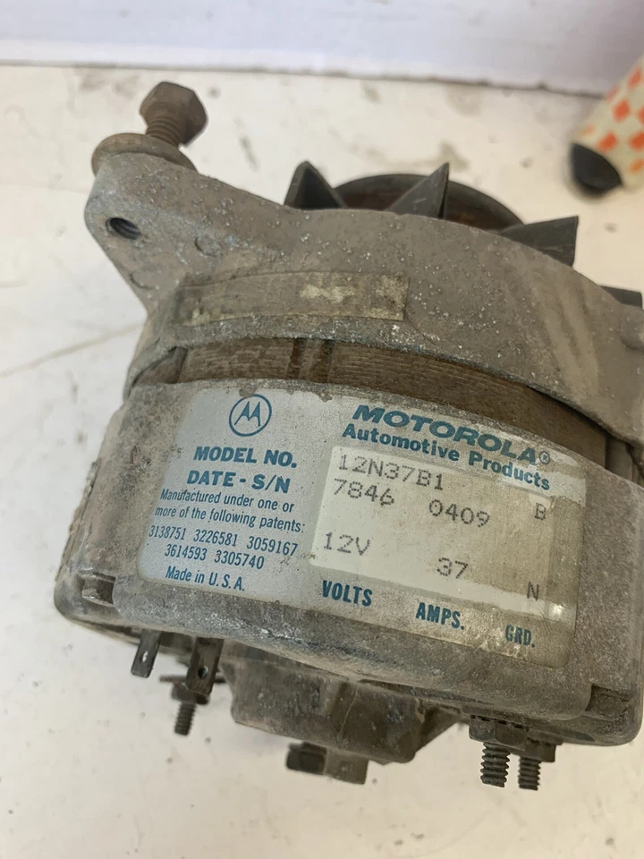 Alternador Motorola 12n37B1 37 AMP AMC American Motors AMX Javelin Gremlin Foto 2 de 4
