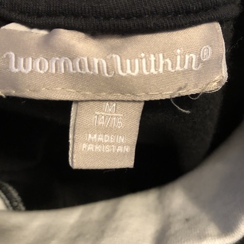 woman within oversized black white collared heart sweatshirt 14/16 Pullover - Picture 4 of 4