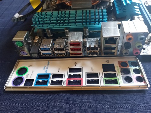 ASUS M5A99FX PRO R2.0 Motherboard AMD FX-8350 AM3+ CPU 16GB Hyper Fury DDR3 RAM - Afbeelding 3 van 8