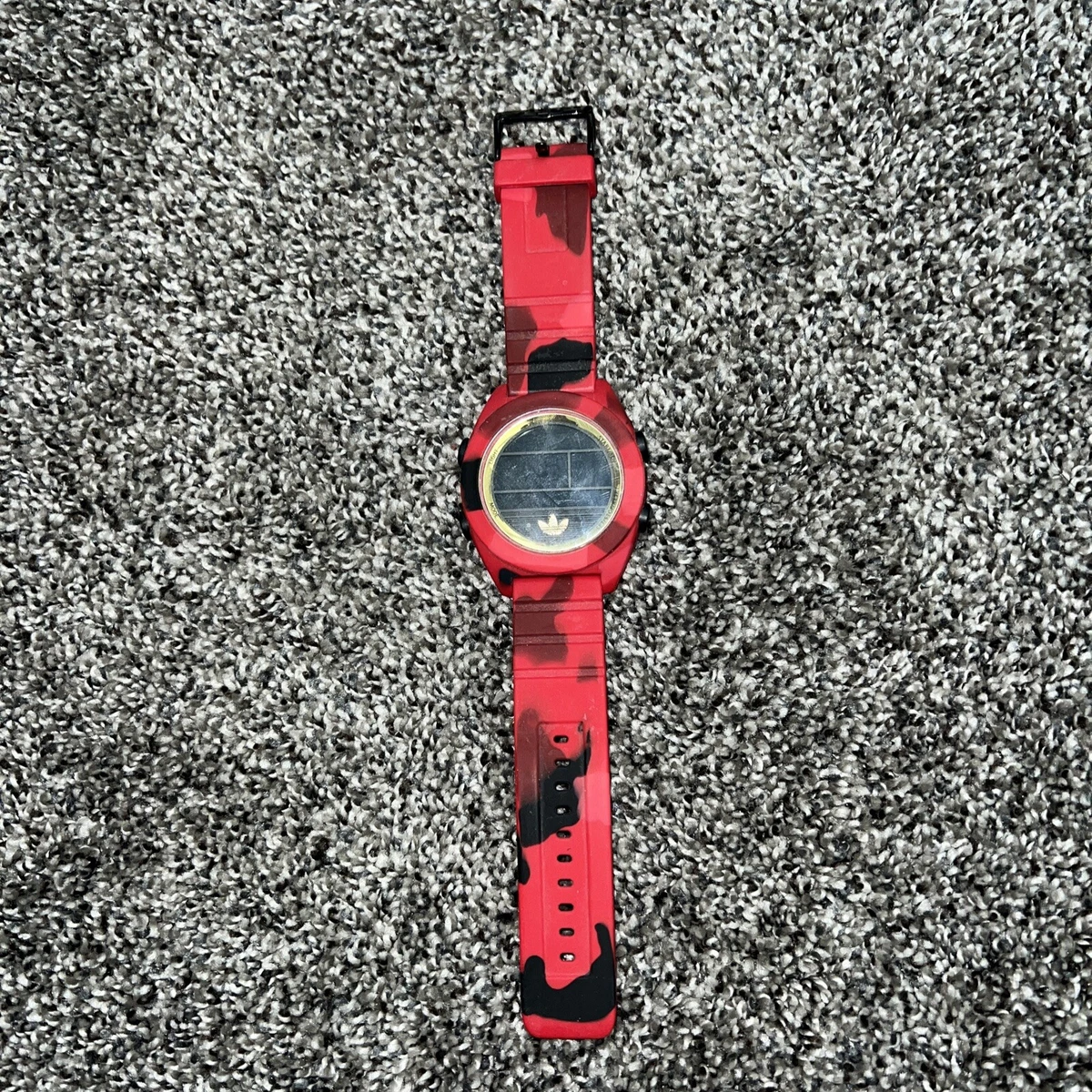 Adidas shop watches red