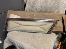 NOS FORD D8VY-60311A58-B3U 1978 LINCOLN CONTINENTAL TOWN CAR RH REAR INT. PANEL