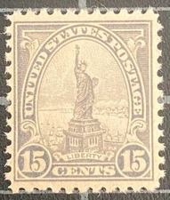 US Stamps-SC# 566 - MH - Creased - Final Markdown - CV $16.00