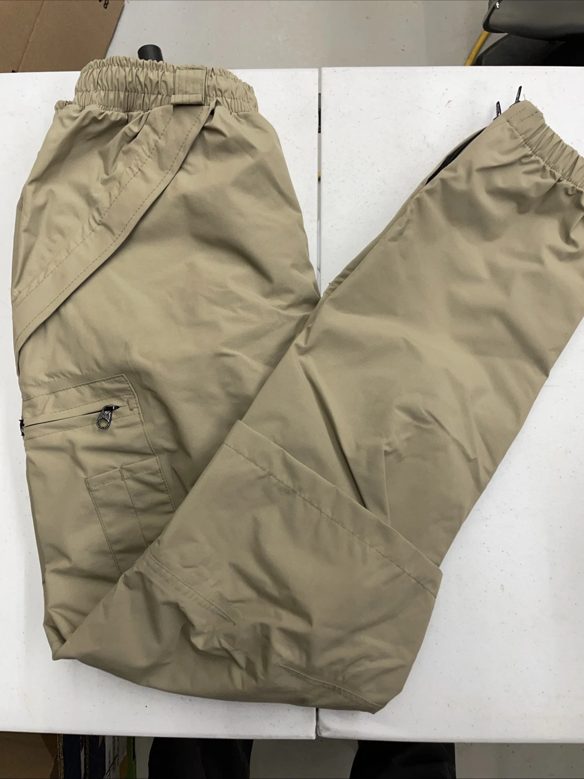 NEW MENS Medium MOCEAN SUMMIT WATERPROOF CARGO PANTS 2021 KHAKI S16
Opens in a new window or tab