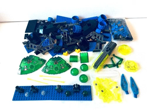 LEGO SET 6977 SPACE INSECTOIDS ARACHNOID STAR BASE - COMPLETE