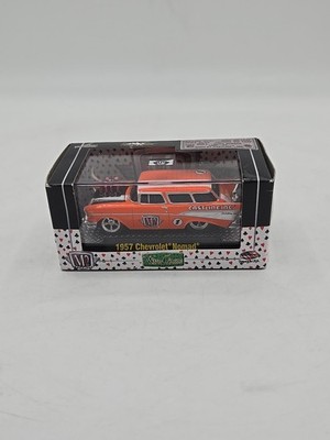 M2 Machines Wild Cards 1957 Chevrolet Nomad Orange Castline WC-02 NEW 1/64 2012