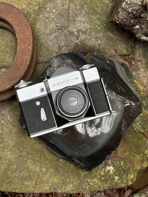 Soviet Zenit-B Vintage 35mm Film Camera SLR Lens Industar-50-2 ussr Untested