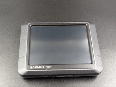 Garmin nüvi 205 Tragbarer GPS Navigator - Gebraucht, Funktioniert, Kratzer - Bild 1 von 4