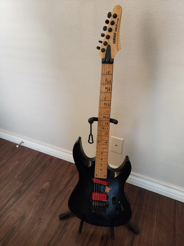 YAMAHA RGZ-211M Black Electric Guitar with EMG active system and Gator hard case - Image 3 of 4