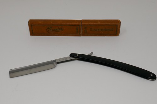 Navaja de afeitar Premier Cutlery de borde recto 551 hecha en Alemania - Imagen 4 de 15