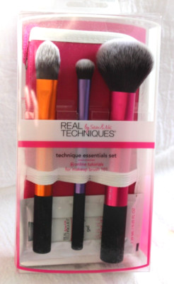 Real Techniques by Sam & Nic Technique Essential Set 5pc    c