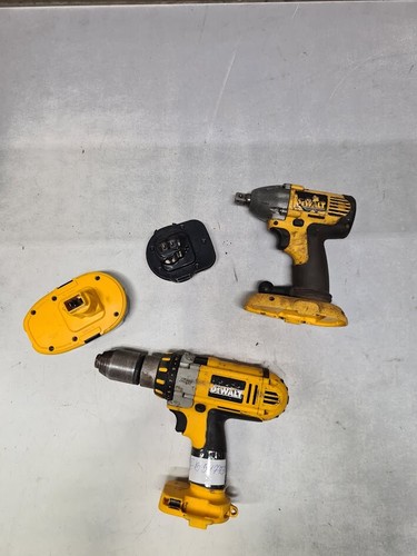 Lot of 4 DeWalt Tools - Used, Working, Signs of Use - Picture 5 of 21