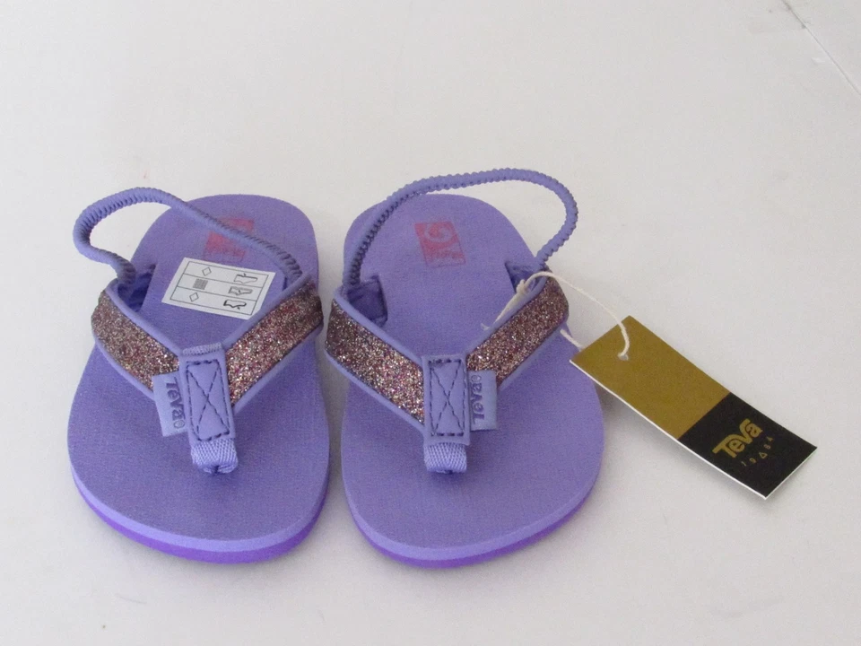 Sandalias chanclas TEVA para niñas pequeñas talla 6 púrpura brillo sin cordones NUEVAS Foto 3 de 4