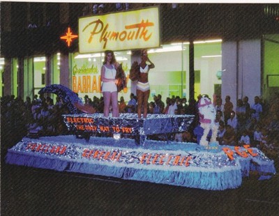 General Electric Float Merrykana Parade Portland Oregon Postcard 1965
