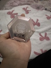 Fenty Beauty Diamond Bomb Highlighter how many caratsl 01 new with box