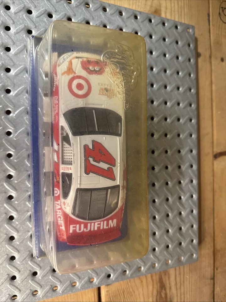 Jimmy Spencer #41 Target Muppets 1/24 2002 Nascar Diecast Foto 2 de 4
