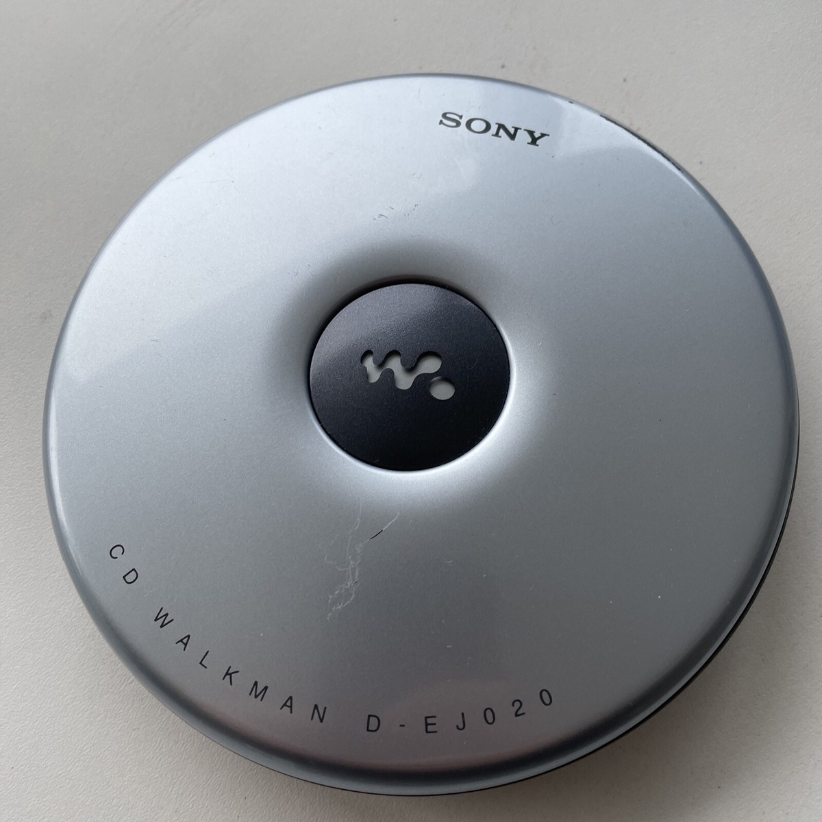 SONY DISCMAN D-EJ020 PERSONAL CD CDR CD-R RW PLAYER WALKMAN