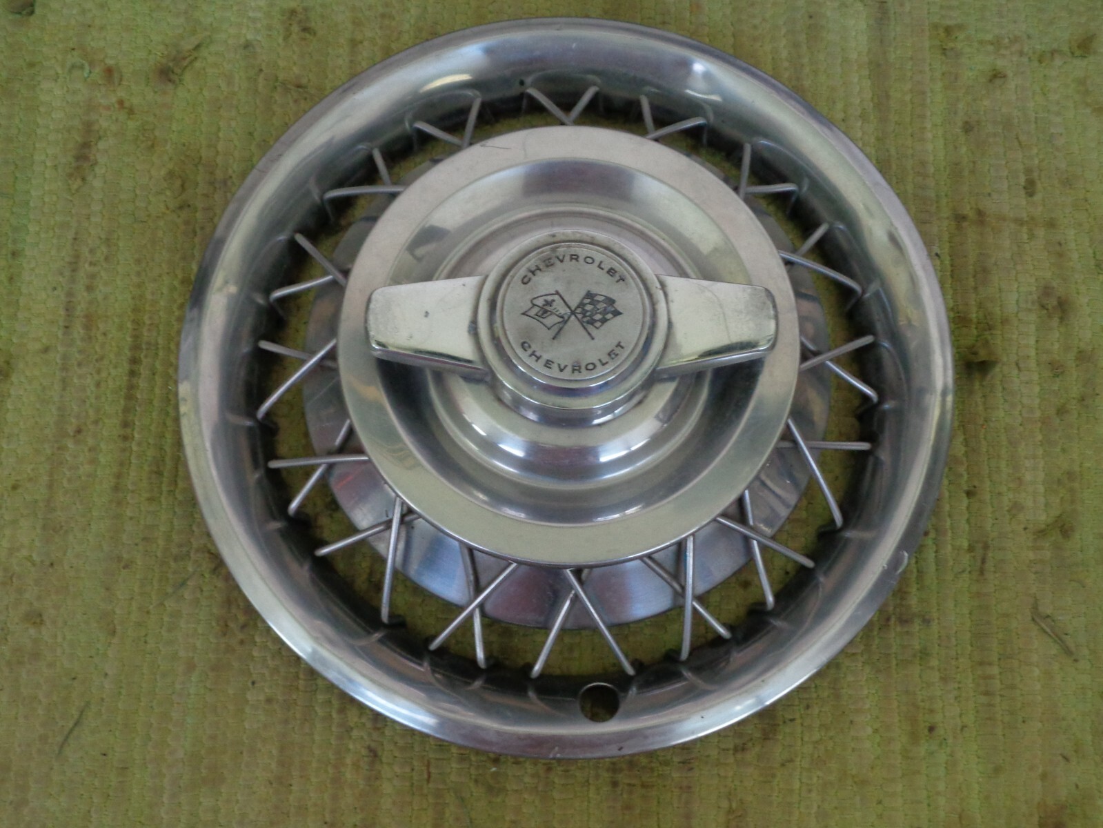 62 63 Chevrolet Wire Spoke Spinner HUB CAPS 14" Wheel Covers Set of 4