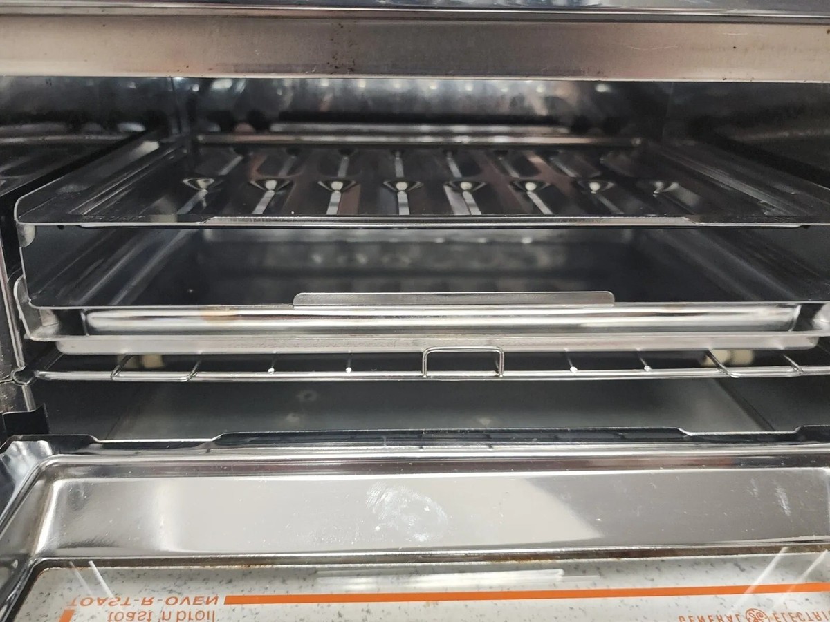 Vintage General Electric Toast R Oven GE Toaster Oven A63126