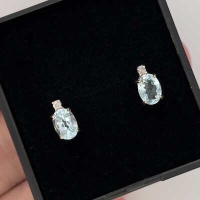 Cluster-Ohrstecker 9 kt Gelbgold 1,50 kt Blautopas & Diamant