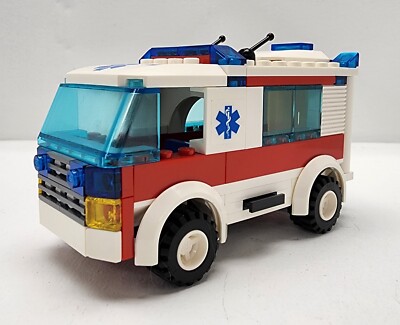 7890 Emergency Ambulance LEGO City, NEW | eBay 