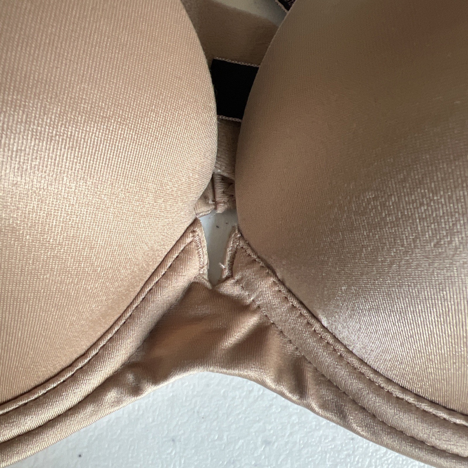 Victoria's Secret Women's 34A Tan Strapless Convertible Bra Multiway very sexy