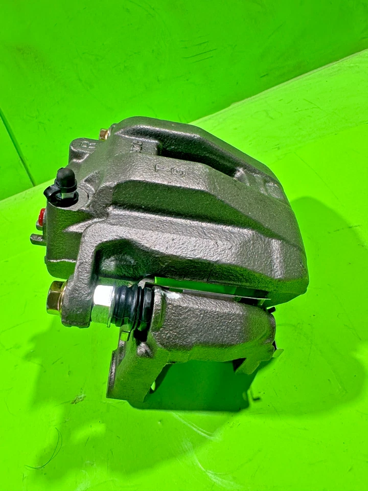 Aftermarket Brake Caliper L2877 Front Right Fits 2003–2005 Infiniti FX35 FX45 - Image 4 of 4