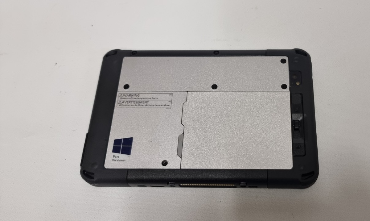 パナソニック Touchpad FZ-M1 i5-4320Y 4GB 128GB PANASONIC TOUGHPAD