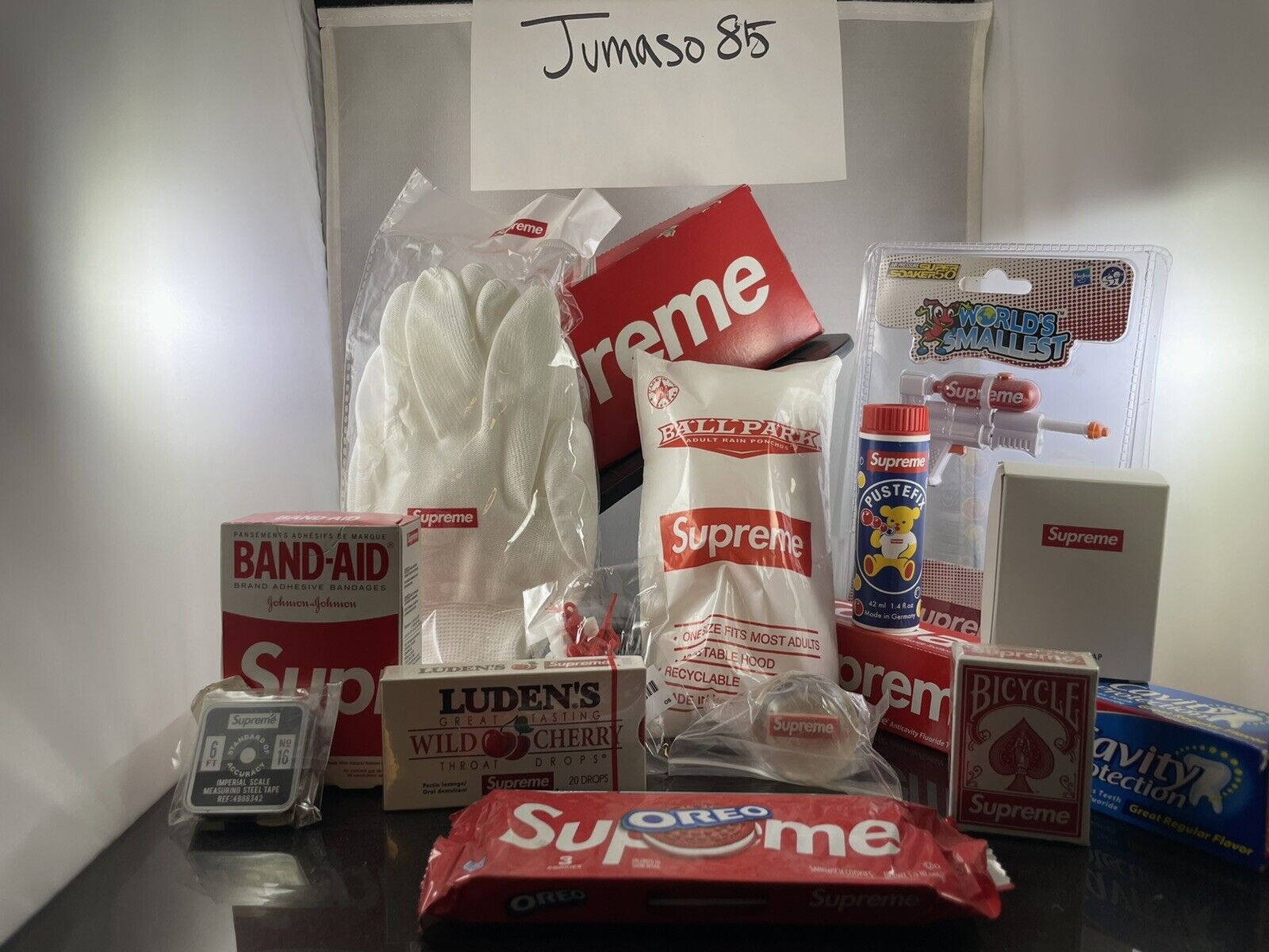 1 Random Supreme Accessory/Welcome Gift + 3 Random | eBay