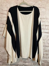 Capote Tina Cape Sweater Womens Medium Black & White Colorblock Poncho Bamboo