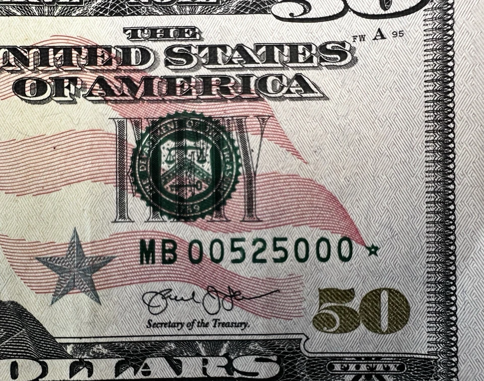 Crispy $50 FIFTY Dollar/Series 2013/STAR NOTE,RearFancySerial 00525000*May25 - Image 4 of 4