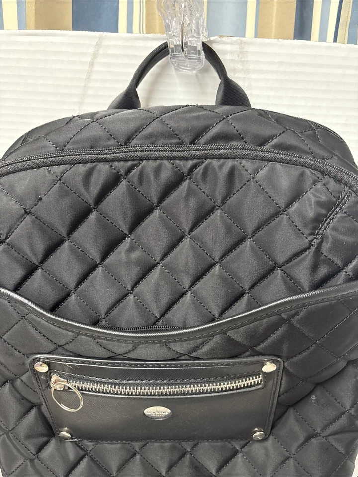 Mochila acolchada de viaje Knomo grande Stella para computadora portátil de cuero negra Foto 2 de 4