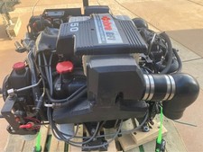 305 COBRA 5.0 EFI MARINE MOTOR 300 hours runs great