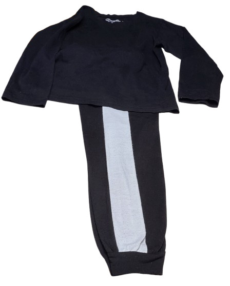 Toddler Black and White Track Pants & Shirt   Size 5T