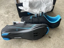 Venzo LOOK cycling shoes, Size 41/Women’s 9/Men’s 7.5