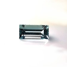 Aquamarin hellblau Baguetteschliff 2 Karat 11,8x5,8mm erhitzt nat&uuml;rlich