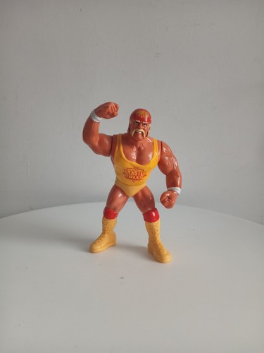 WWF Hasbro Figure Hulk Hogan Series 3 Wrestling Fi...