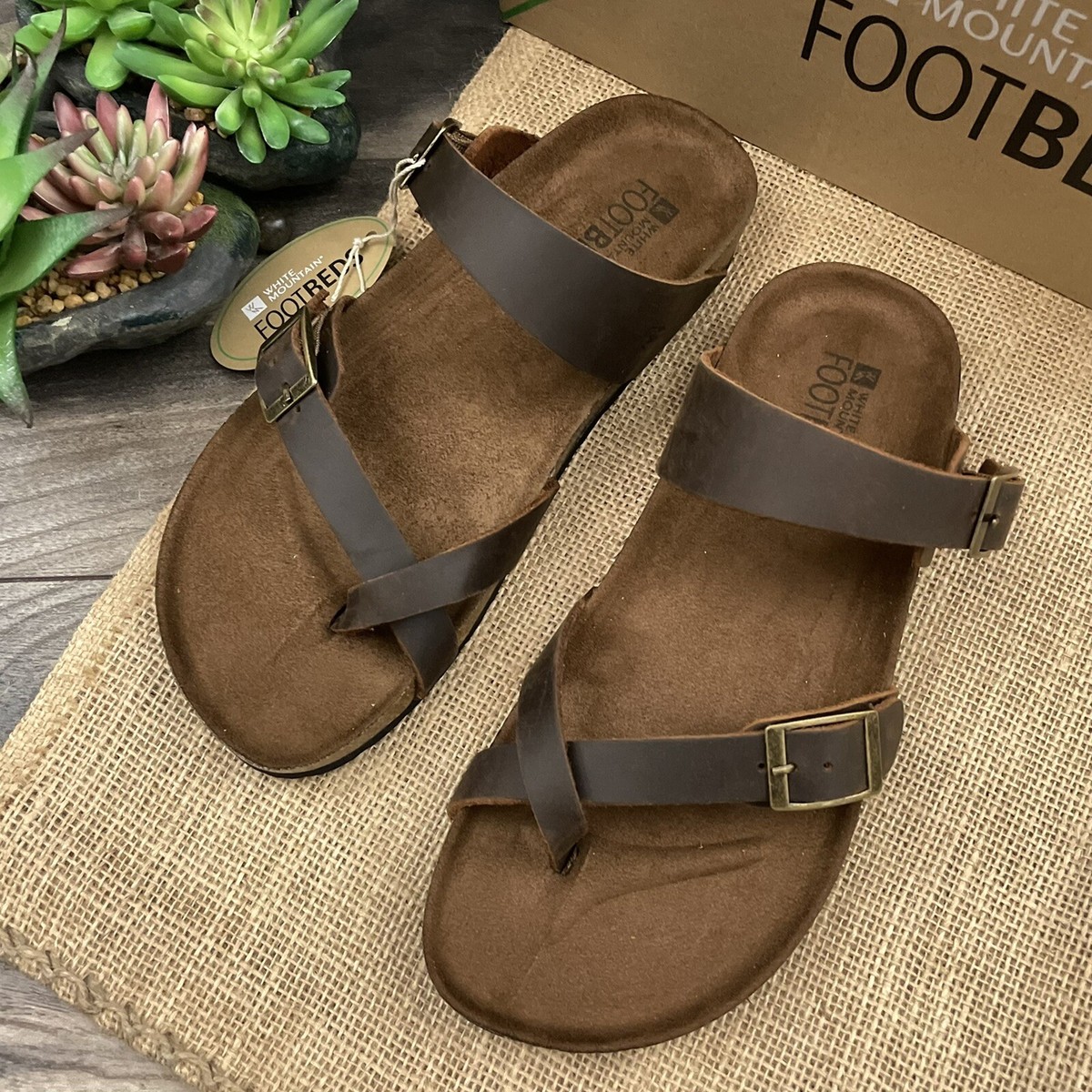 NIB White Mountain Gracie Brown Genuine Leather Footbed Thong