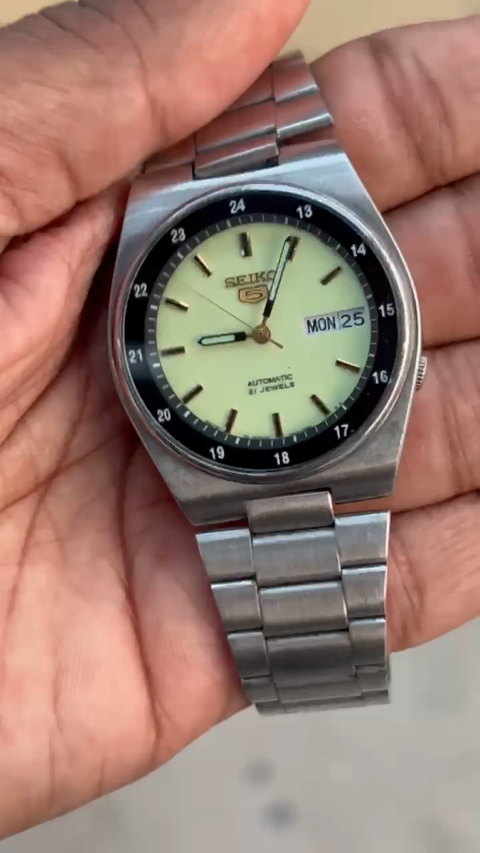 Seiko 5 Automatic Men 7S26-0980 Green Dial Japan Made Wrist Watch