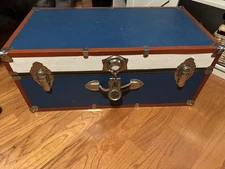 Unique Vintage Trunk Chest 30 16 12 Red White Blue