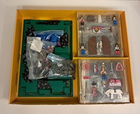 Lego 6090 Royal Knight Castle - Complete with Instructions, Box and Plastic Inlay